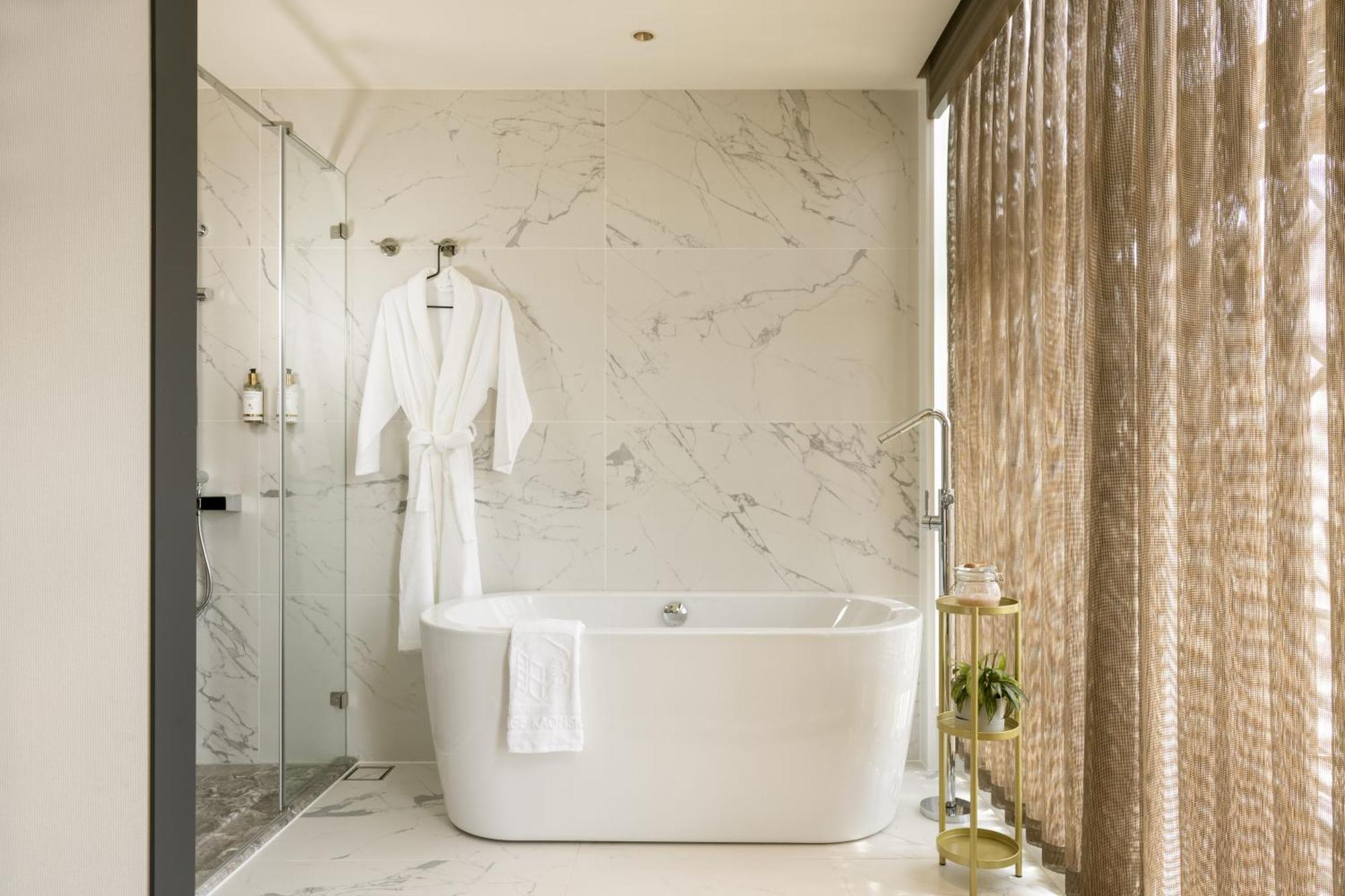 Hotel Voyage Kaohsiung By Cosmos Oasis Zewnętrze zdjęcie